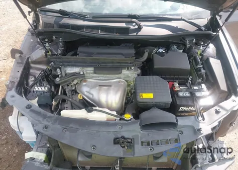 2014 Toyota Camry Se z USA, uszkodzony, nr VIN 4T1BF1FK9EU810485